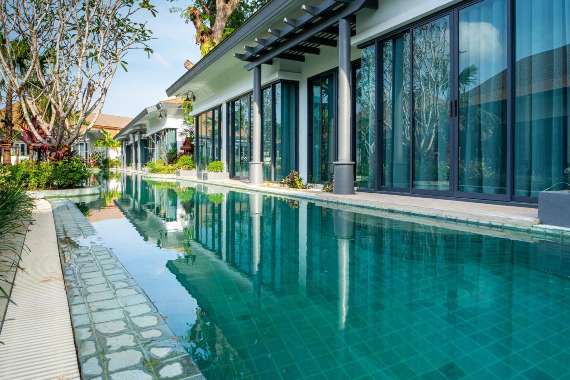 Tajh Pool Villas Chalong Esterno foto