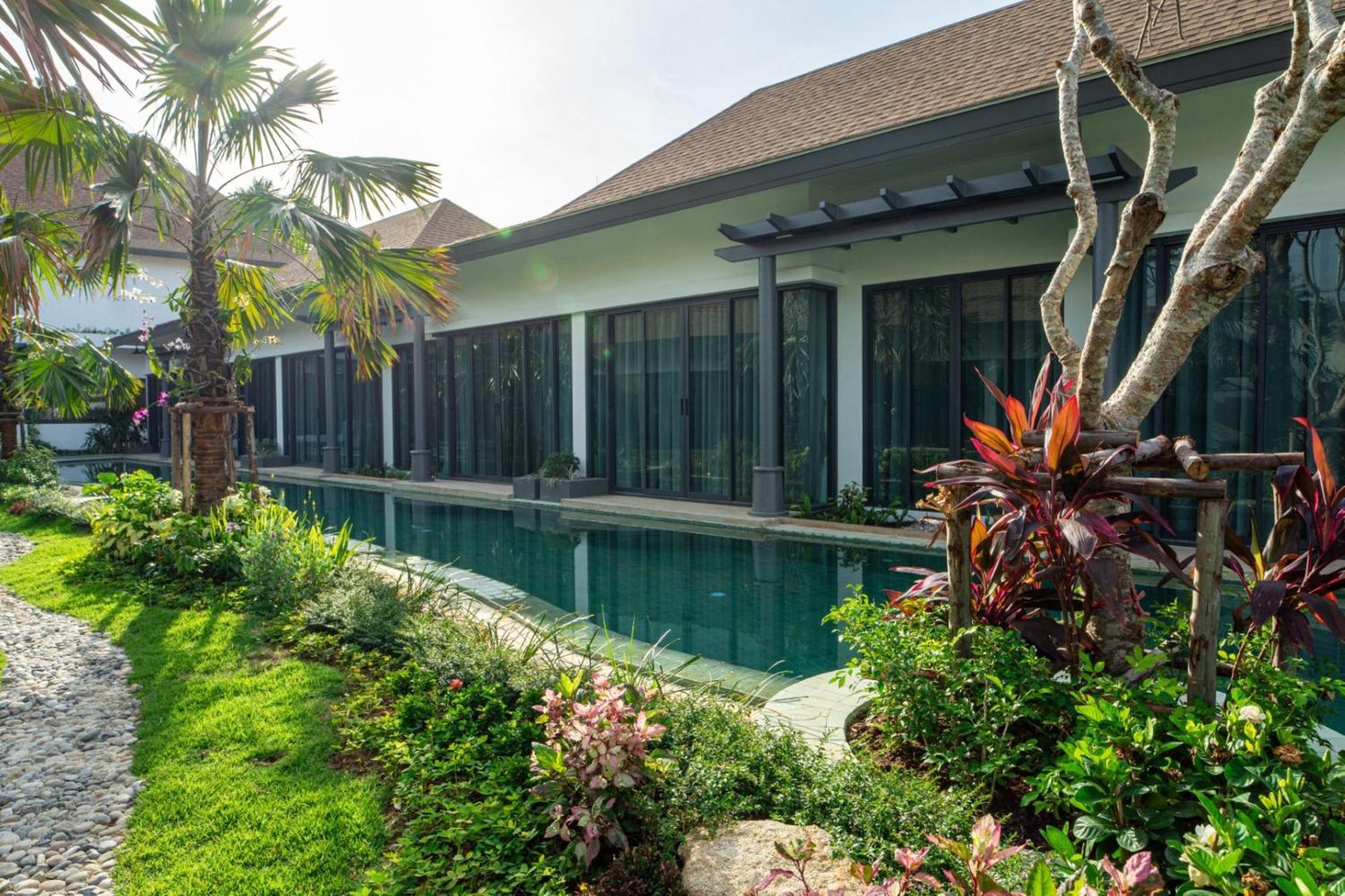 Tajh Pool Villas Chalong Esterno foto