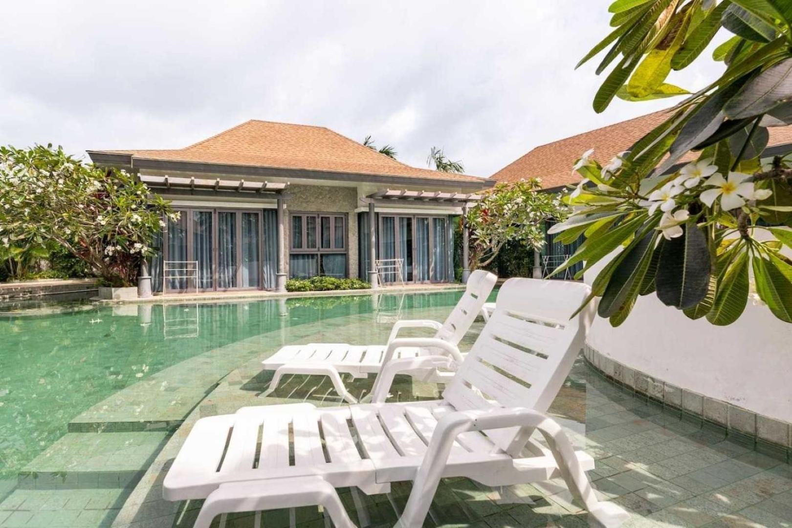 Tajh Pool Villas Chalong Esterno foto