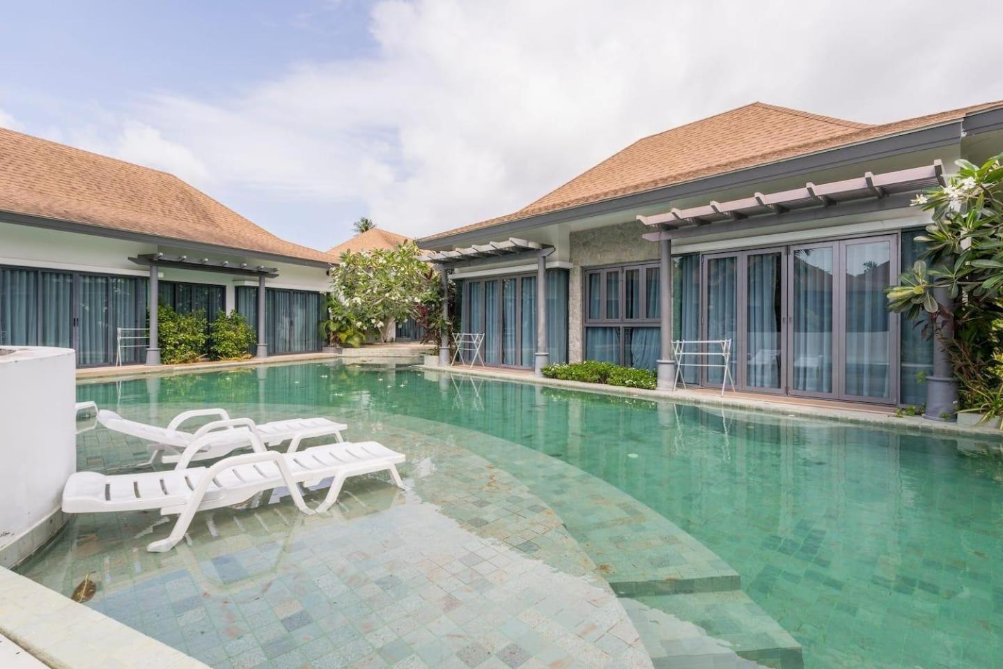 Tajh Pool Villas Chalong Esterno foto
